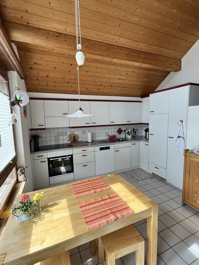 Charmante 3.5-Zimmer-Dachwohnung im 4. Obergeschoss in Meiringen (11)