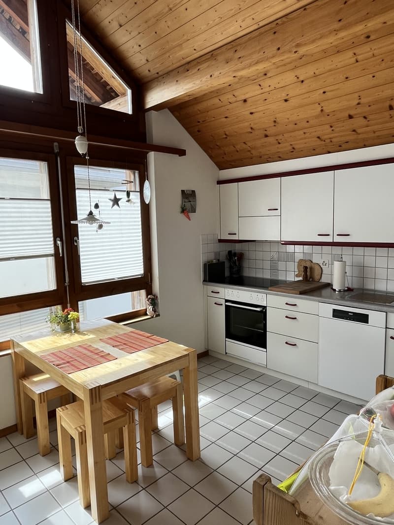 Charmante 3.5-Zimmer-Dachwohnung im 4. Obergeschoss in Meiringen (12)