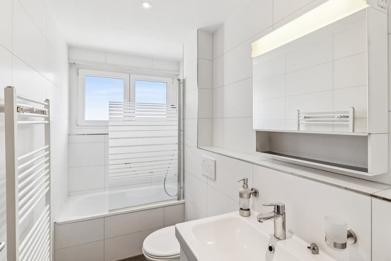 Modern 3.5-room apartment on the 1st floor in a quiet location (8)