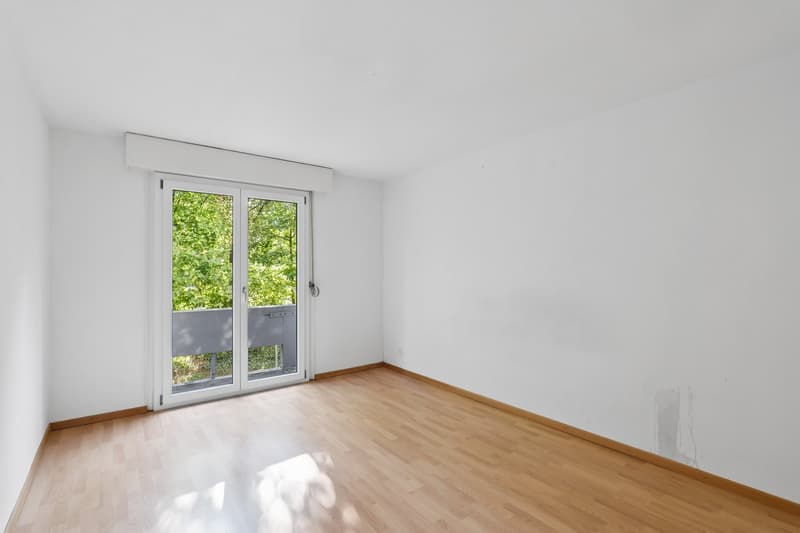 Helle und moderne 4.5-Zimmer-Wohnung mit schöner Aussicht in Bellach (4)