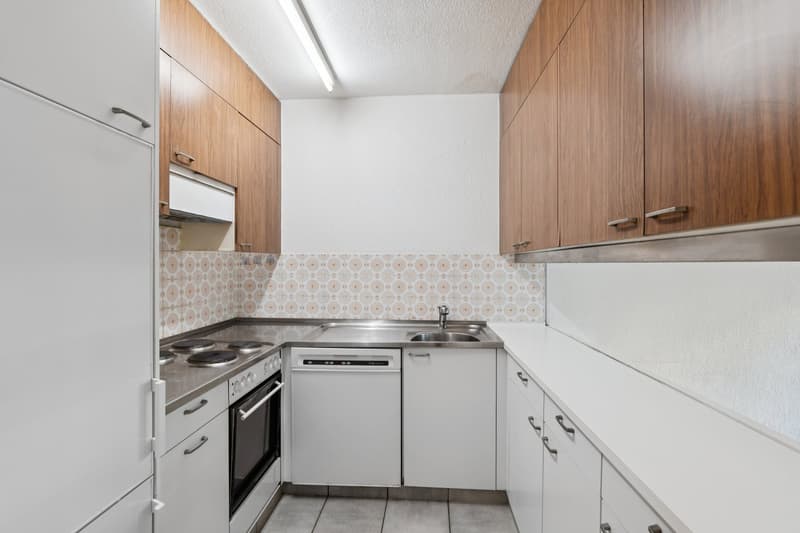 Helle und moderne 4.5-Zimmer-Wohnung mit schöner Aussicht in Bellach (5)