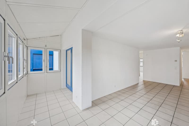 Frisch aufgefrischte 3.5-Zimmer-Wohnung im 3. Obergeschoss in Biel (7)
