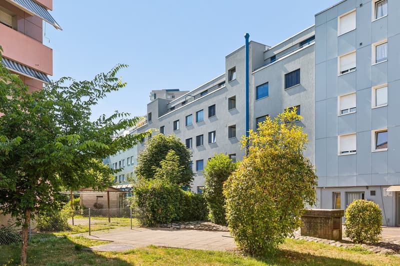 Magnifique appartement rénové de 5,5 pièces avec grande terrasse et vue dégagée à Bienne (10)