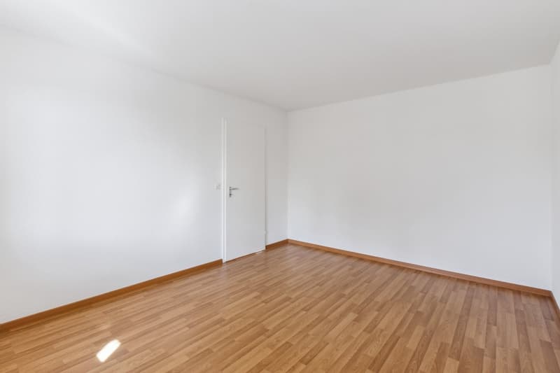 Helle 3.5-Zimmerwohnung im 5. Obergeschoss mit Balkon (6)
