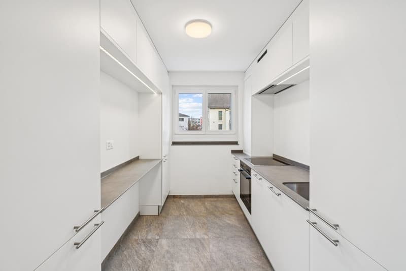 Wohnen auf höchstem Niveau Traumhafte 4.5-Zimmer-Maisonette nach Totalsanierung (10)