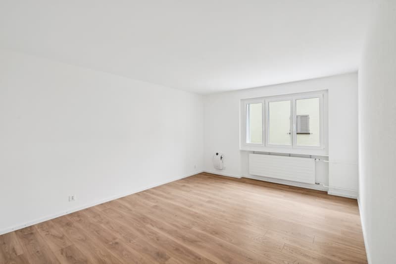 Charmante 2.5-Zimmerwohnung mit Gartensitzplatz Wohnen in neuer Qualität (3)