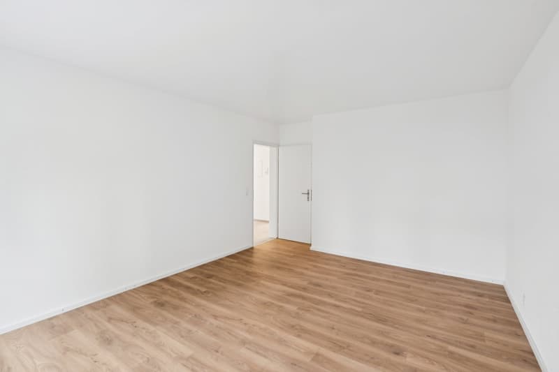 Charmante 2.5-Zimmerwohnung mit Gartensitzplatz Wohnen in neuer Qualität (4)