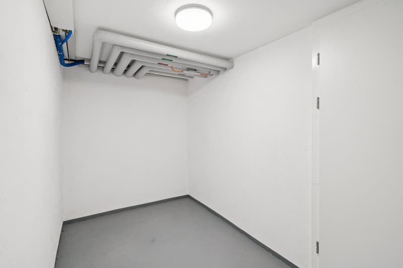 Büroräume mit Privateingang per sofort zu vermieten (5)