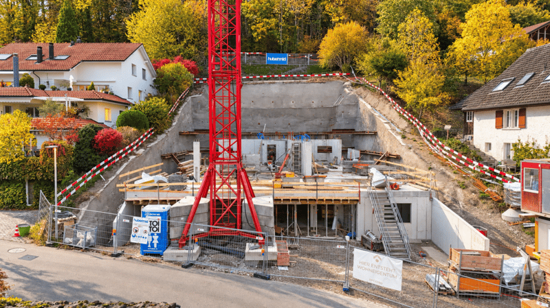 BAUFORTSCHRITT: DECKE ÜBER TIEFGARAGE VOLLENDET- BELLA VISTA NIMMT FORM AN (1)
