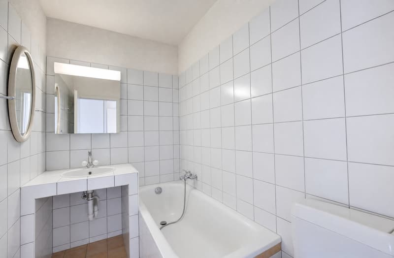 Rare villa jumelle avec vue imprenable sur le lac, au cœur d'un quartier résidentiel (13)
