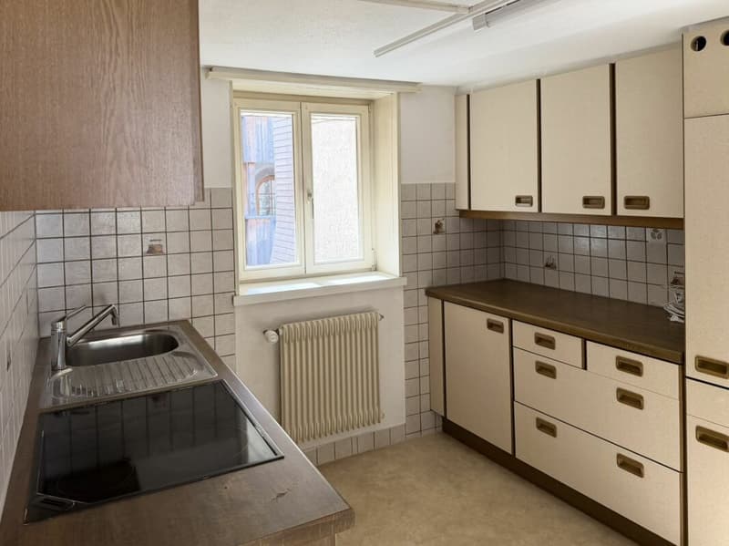 Wohnhaus mit kleinem Laden (7)
