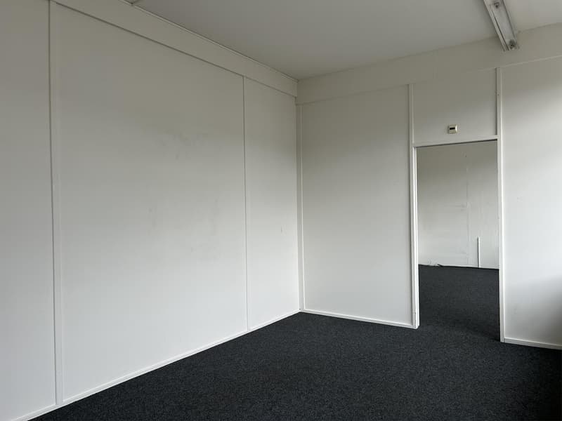 Büro rechts, vorderer Teil Bild 2