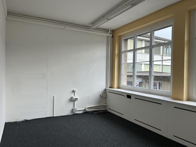 Büro rechts hinterer Teil