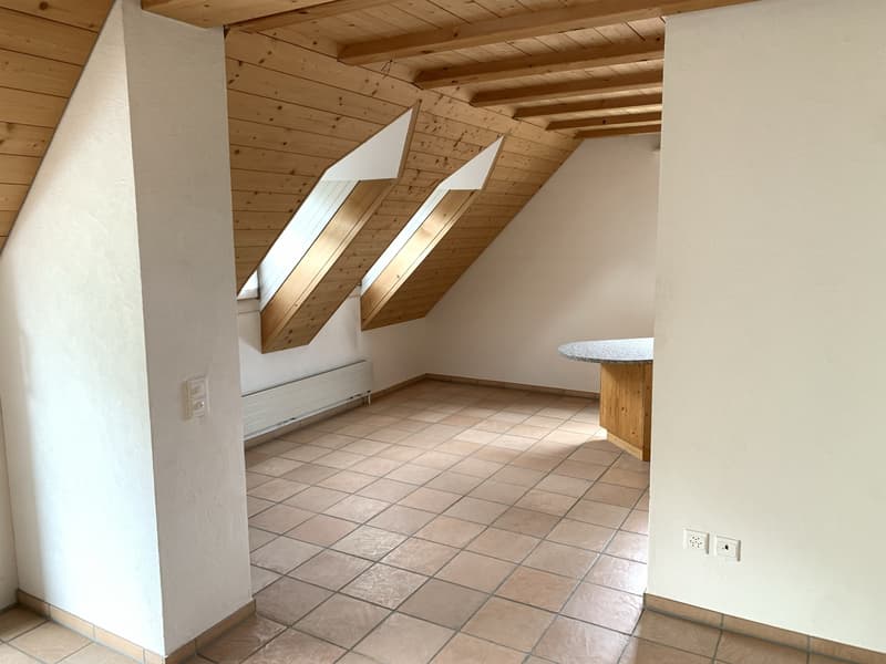 Essen (Foto typähnlich von Dachwohnung!)