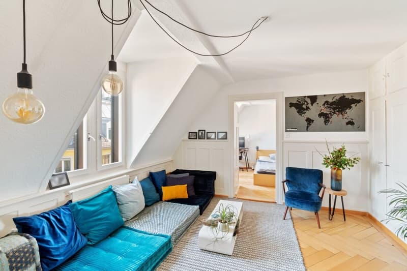 Wohnung mit Dachterrasse in stilvoll renoviertem Altbau (5)