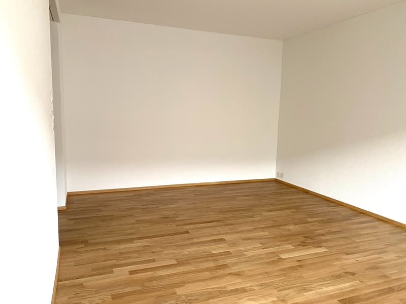 Wohnung direkt am Albisriederplatz (5)