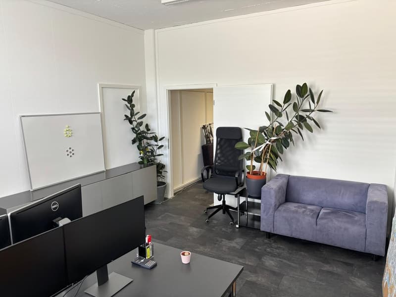 Helle Bürofläche an zentraler Lage in Dietikon - mit Parkplatz (9)
