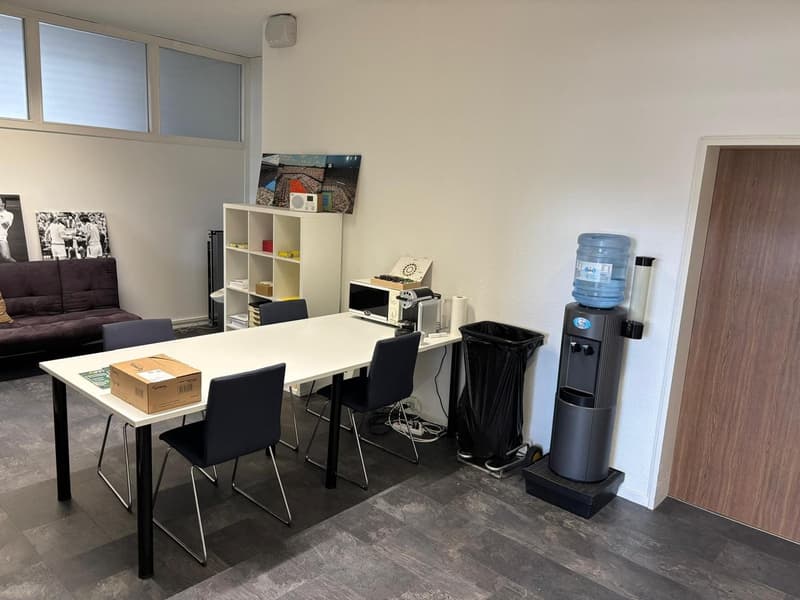 Helle Bürofläche an zentraler Lage in Dietikon - mit Parkplatz (5)