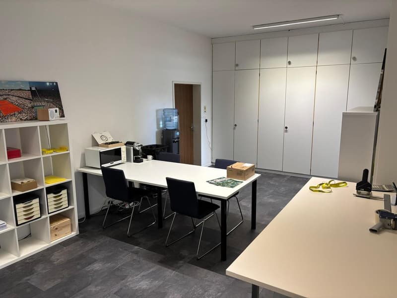 Helle Bürofläche an zentraler Lage in Dietikon - mit Parkplatz (4)