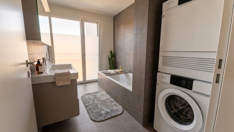 Exklusive 4.5-Zimmer-Wohnung in Niederweningen (7)
