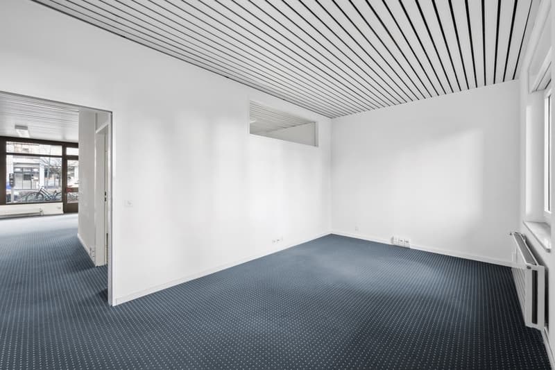 Spazio ufficio attraente nel centro di Birsfelden 94 m2 (10)