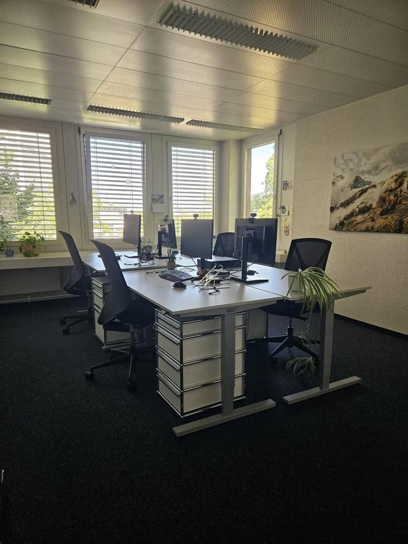 Büro 1