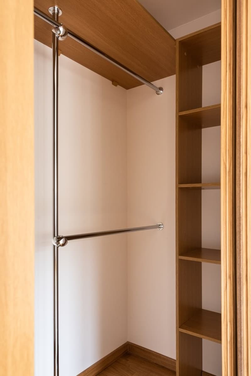 Begehbarer Kleiderschrank
