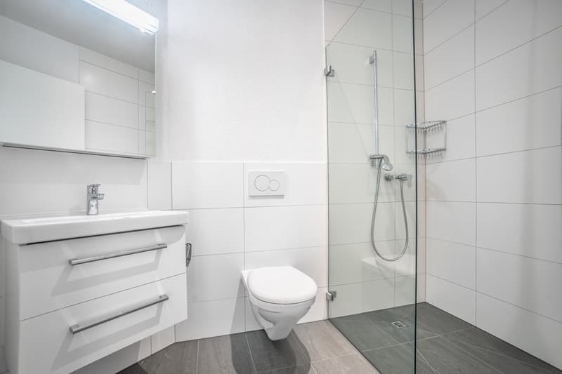 Separates Badezimmer