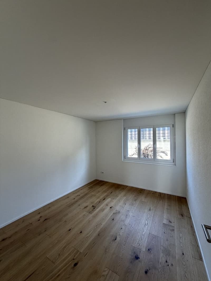 Charmante 3.5-Zimmer-Wohnung mit Gartensitzplatz in Oberbipp (4)