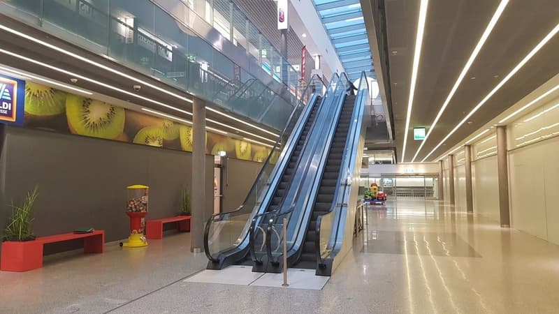 Installez-vous dans un centre commercial urbain de qualité (5)