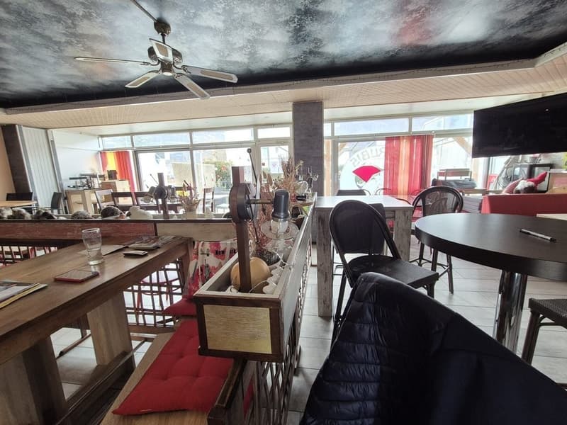Restaurant.jpg