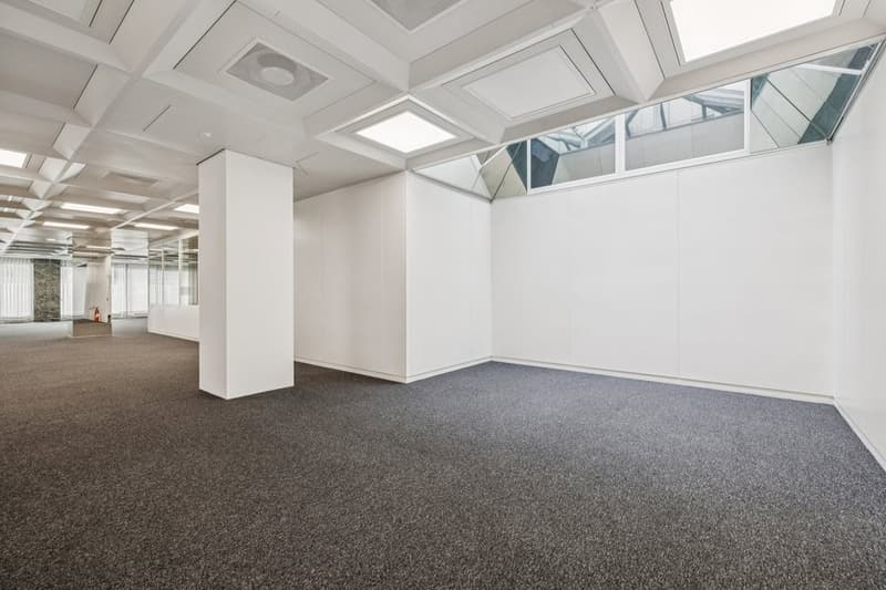 Surface commerciale de 450 m2 au coeur du World Trade Center II (8)