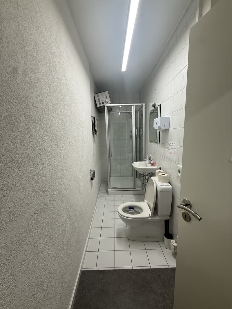 A louer - Bureau de 160m2 au coeur de Montreux ! (5)