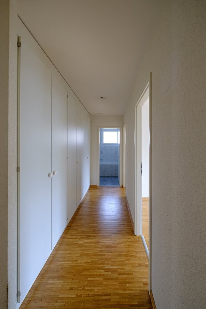 Hall.jpg