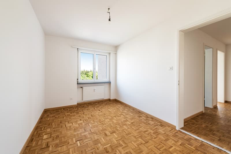 zentral gelegene Wohnung mit grosszügigem Balkon (6)