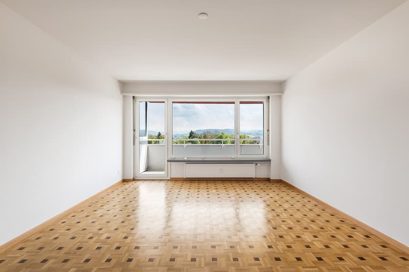zentral gelegene Wohnung mit grosszügigem Balkon (12)