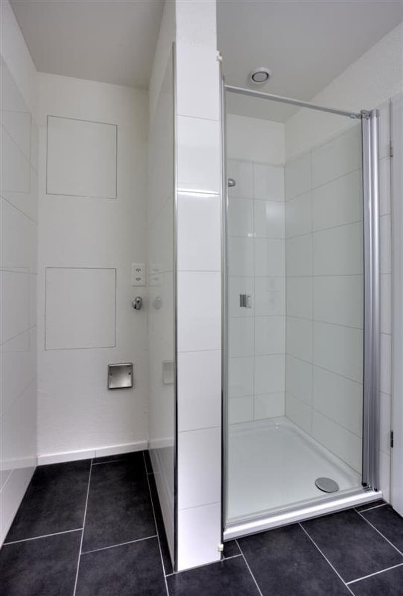 02099_DUSCHE.jpg