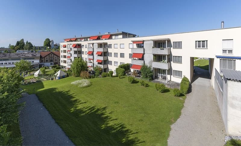 02065_AUSSENANSICHT1.jpg