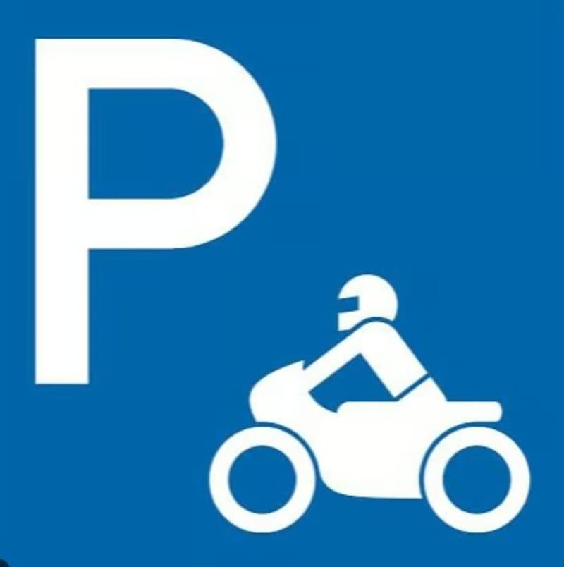 Parkplatz_Toeff.PNG