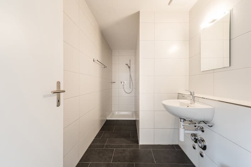 separates WC