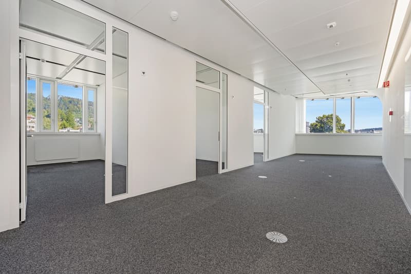 Espace de bureau ouvert - Flexible et adaptable, parfait pour votre entreprise ! (7)