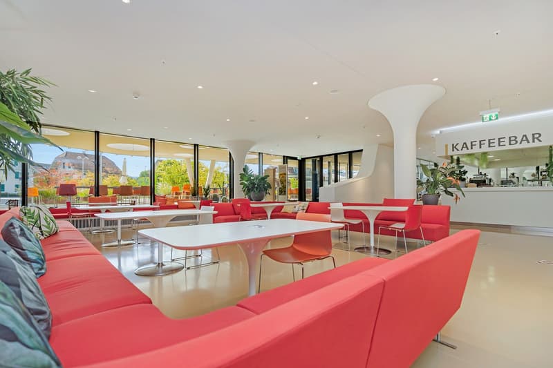 Espace de bureau ouvert - Flexible et adaptable, parfait pour votre entreprise ! (10)