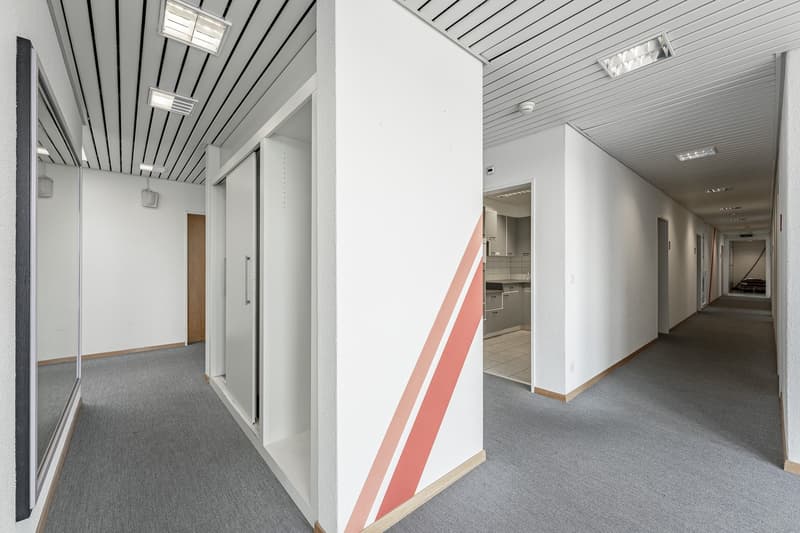 Bezugsbereite Bürofläche mit exklusiver Dachterrasse! (6)