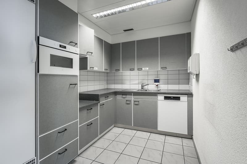 Bezugsbereite Bürofläche mit exklusiver Dachterrasse! (7)