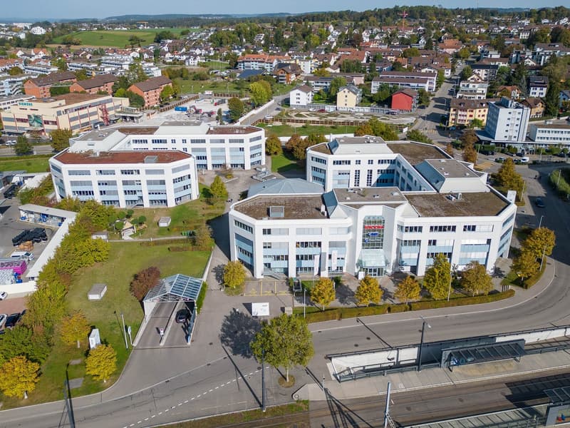 Attraktive, ausgebaute Bürofläche an zentraler Lage in Wallisellen (12)