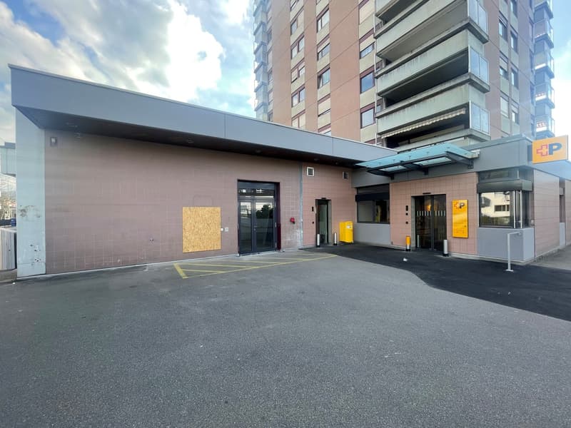 Attractive business space in prime location in Therwil (7)