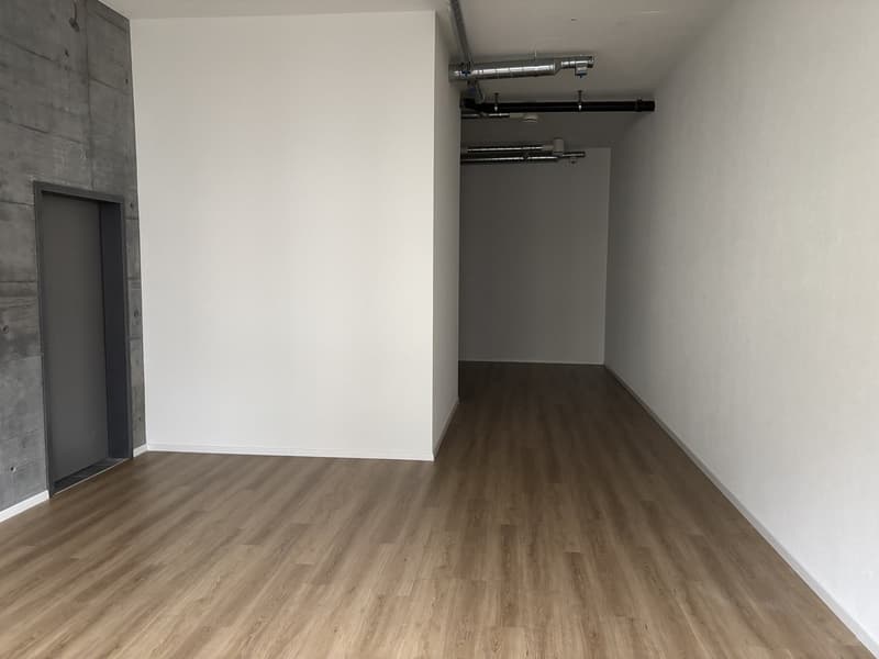 A louer bureau de 53 m2 au cur du Locle (3)