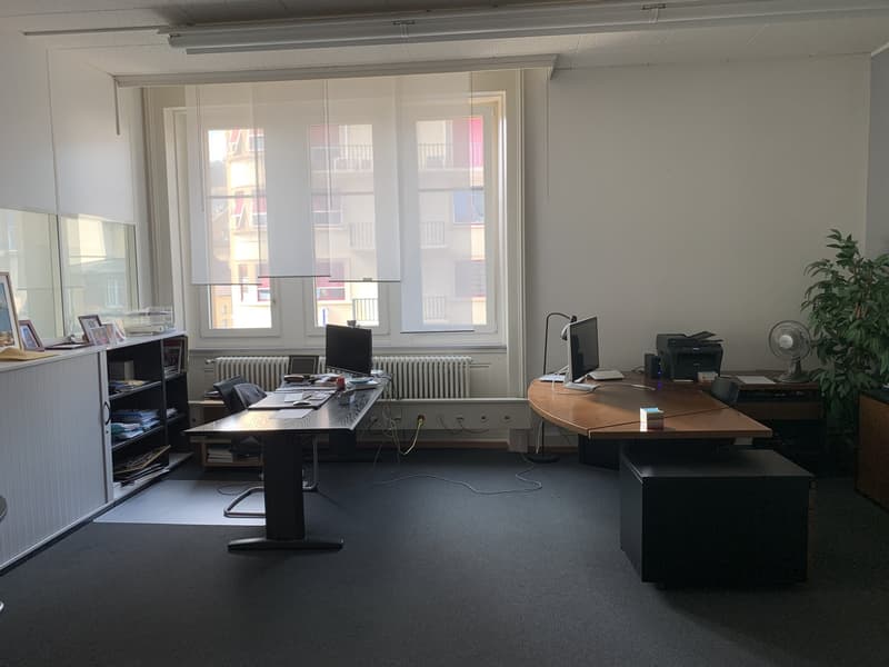 Bureau lumineux de 73 m² au centre-ville de Neuchâtel - Idéal pour activité administrative (3)