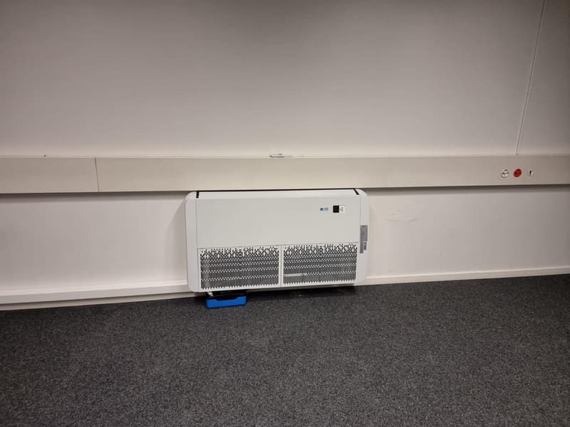Salle d'env. 78 m2 à louer à Neuchâtel (9)
