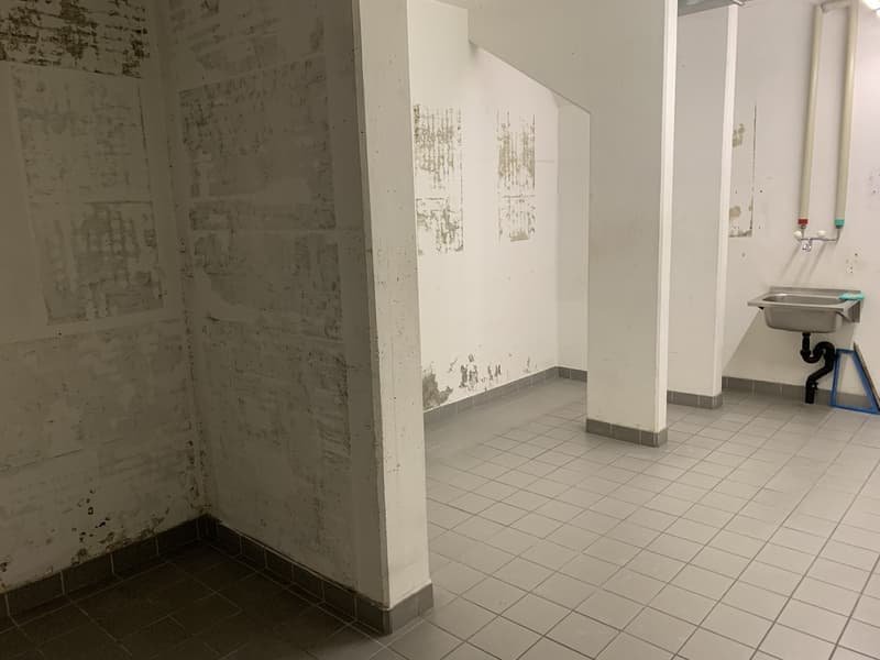 Dépôt de 23 m2 à louer à deux minutes à pied de la gare de Montreux (6)